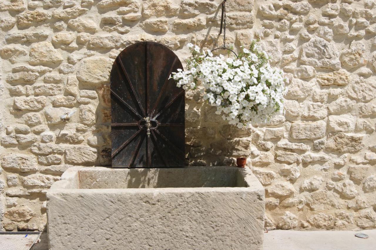 B&B Dans Mas En Pierres Robion en Luberon Exteriér fotografie